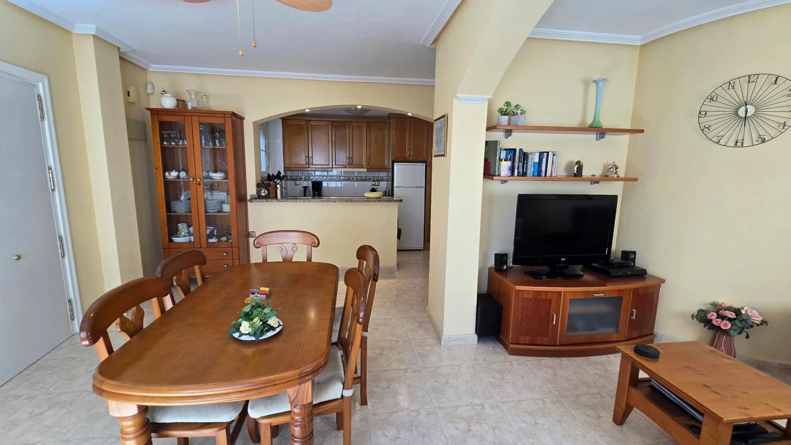 Mediterrane woning met tuin, balkon en solarium in Los Dolses — foto 9
