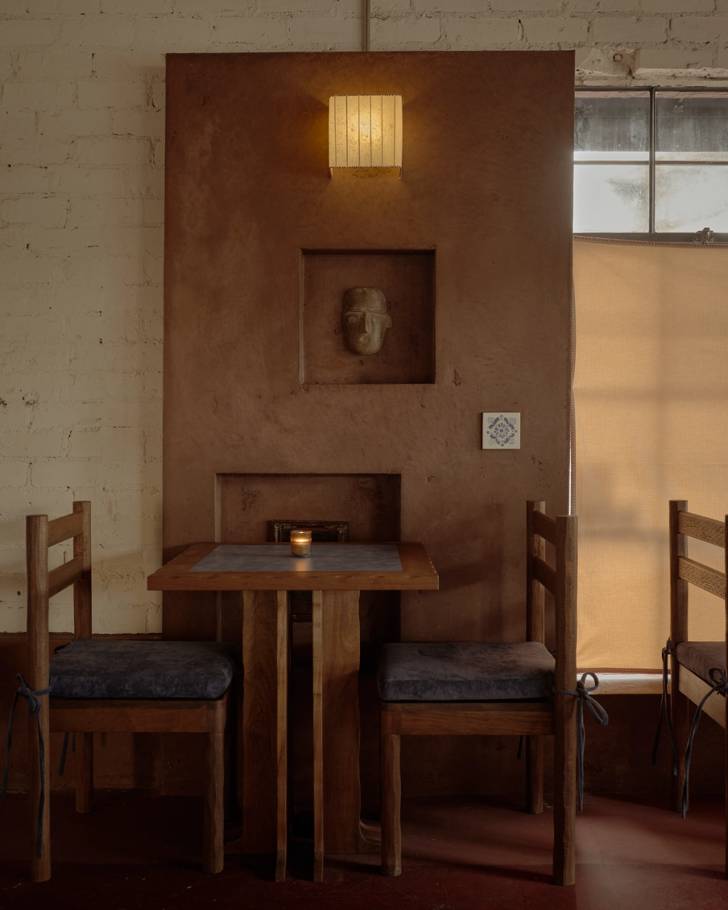 Café Tondo interior dining area photography