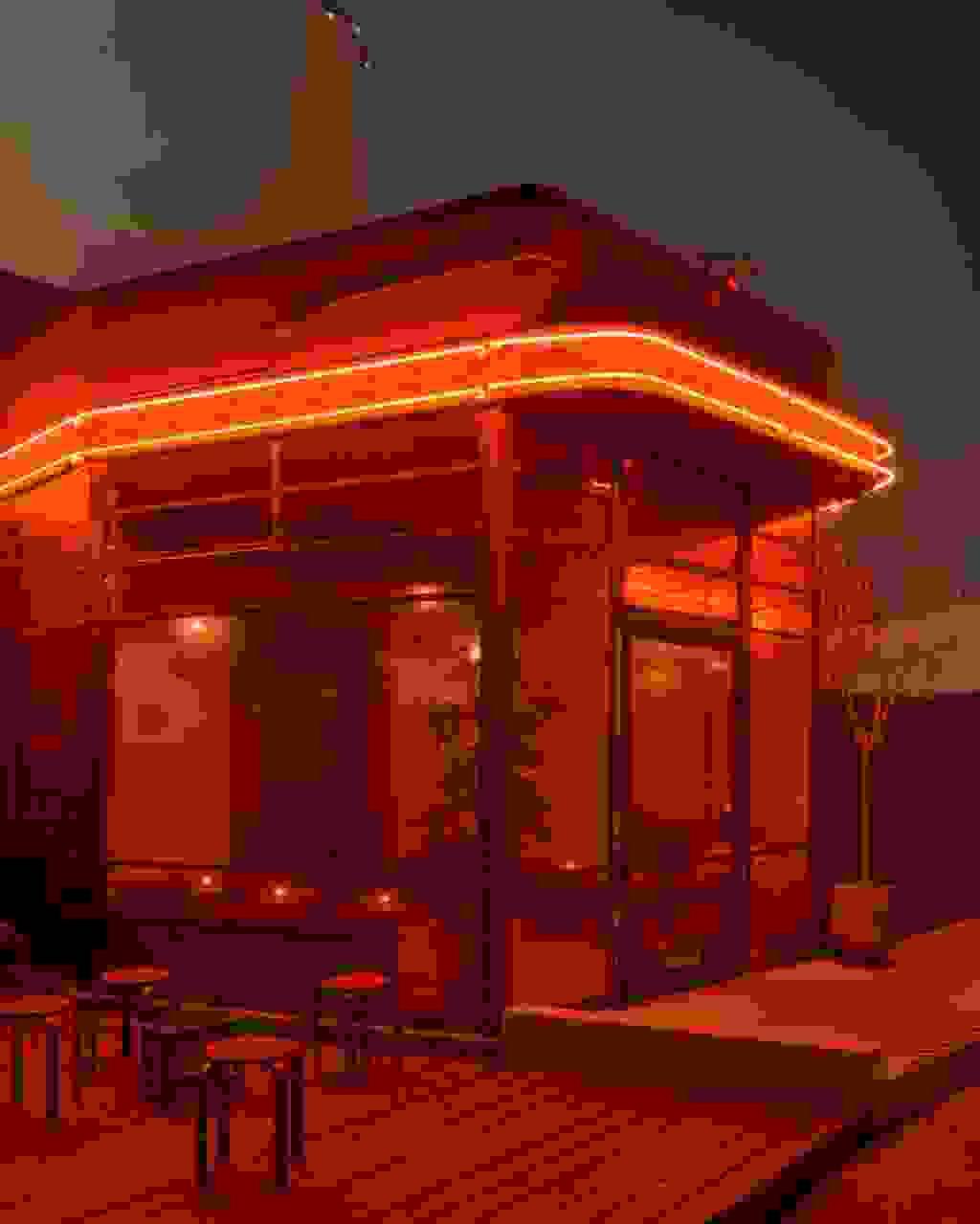 Café Tondo exterior PM photography