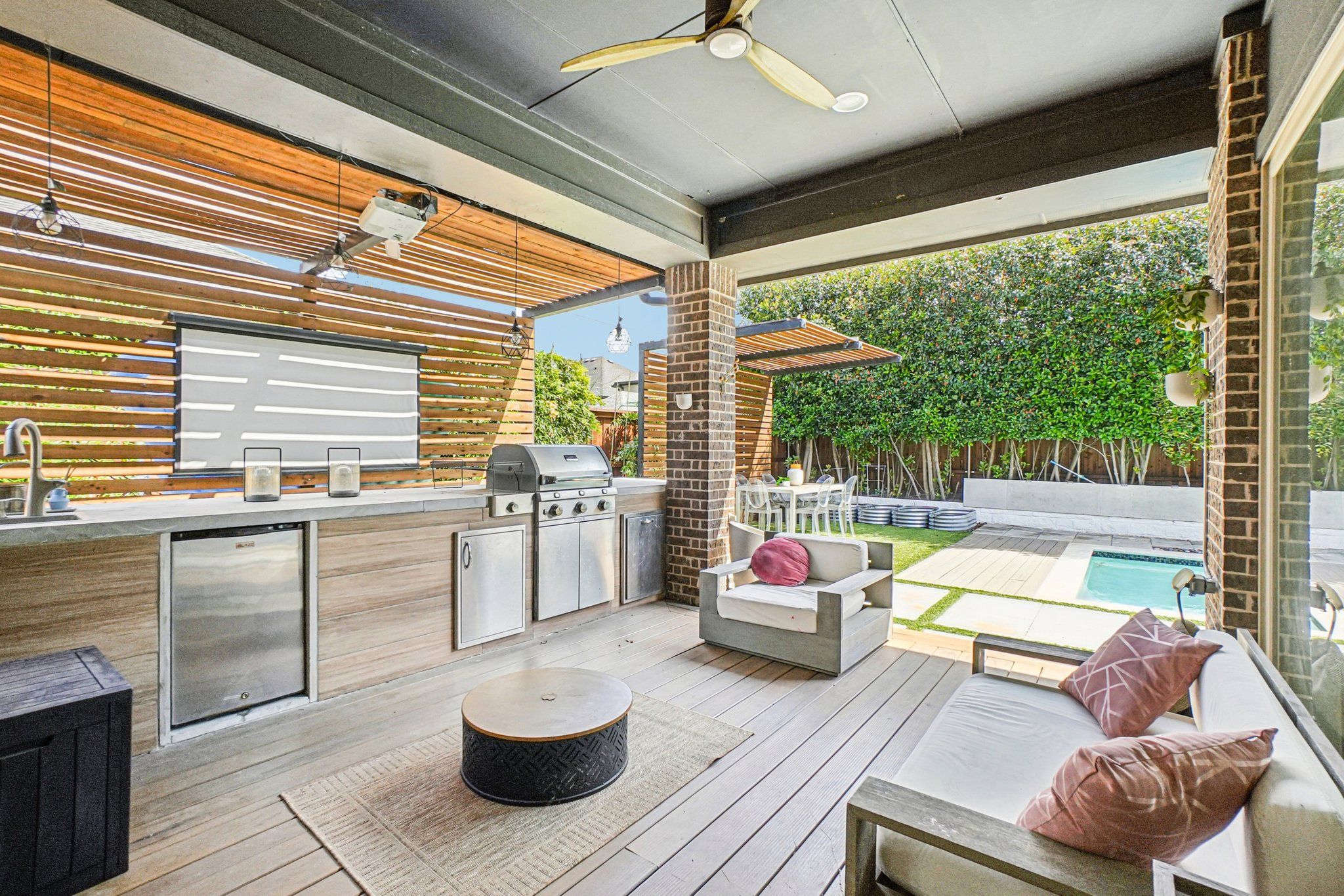 787 Benalla Dr — photo