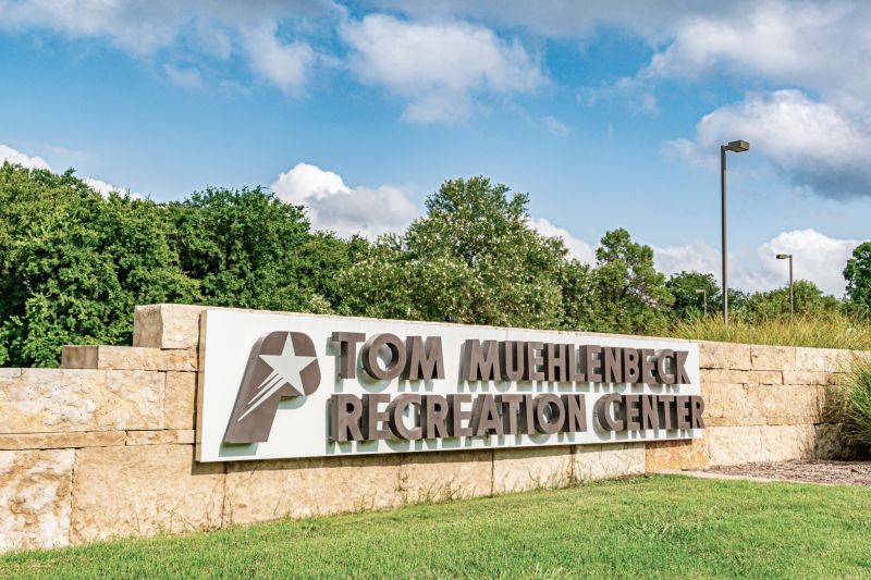 Tom Muehlenbeck Recreation Center