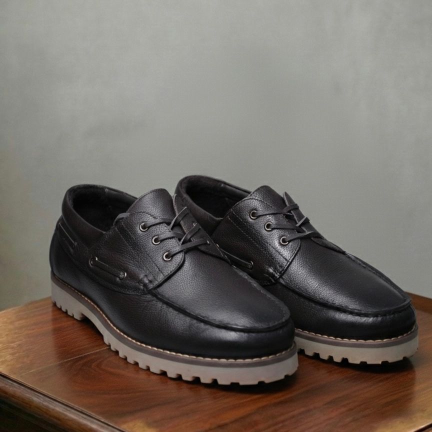 Коричневые ботинки - миниатюра 2