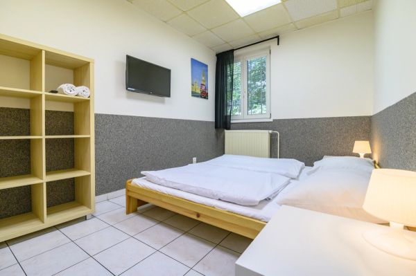 Hostel Seven parking area
