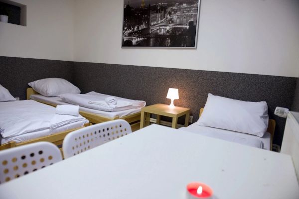 Hostel Seven - rooms
