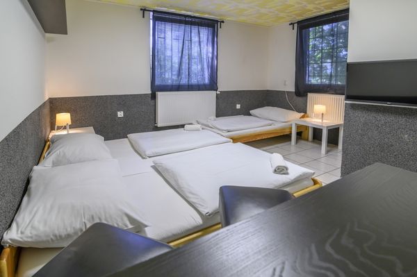 Hostel Seven - rooms
