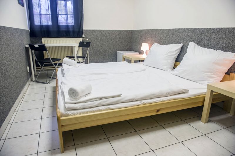 Hostel Seven - rooms