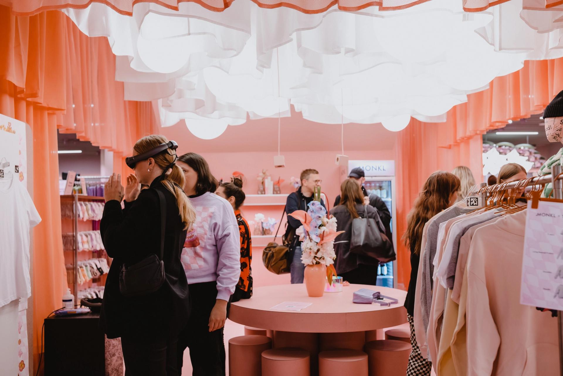 Creator Studio AR at Monki flagship opening, from king to queen