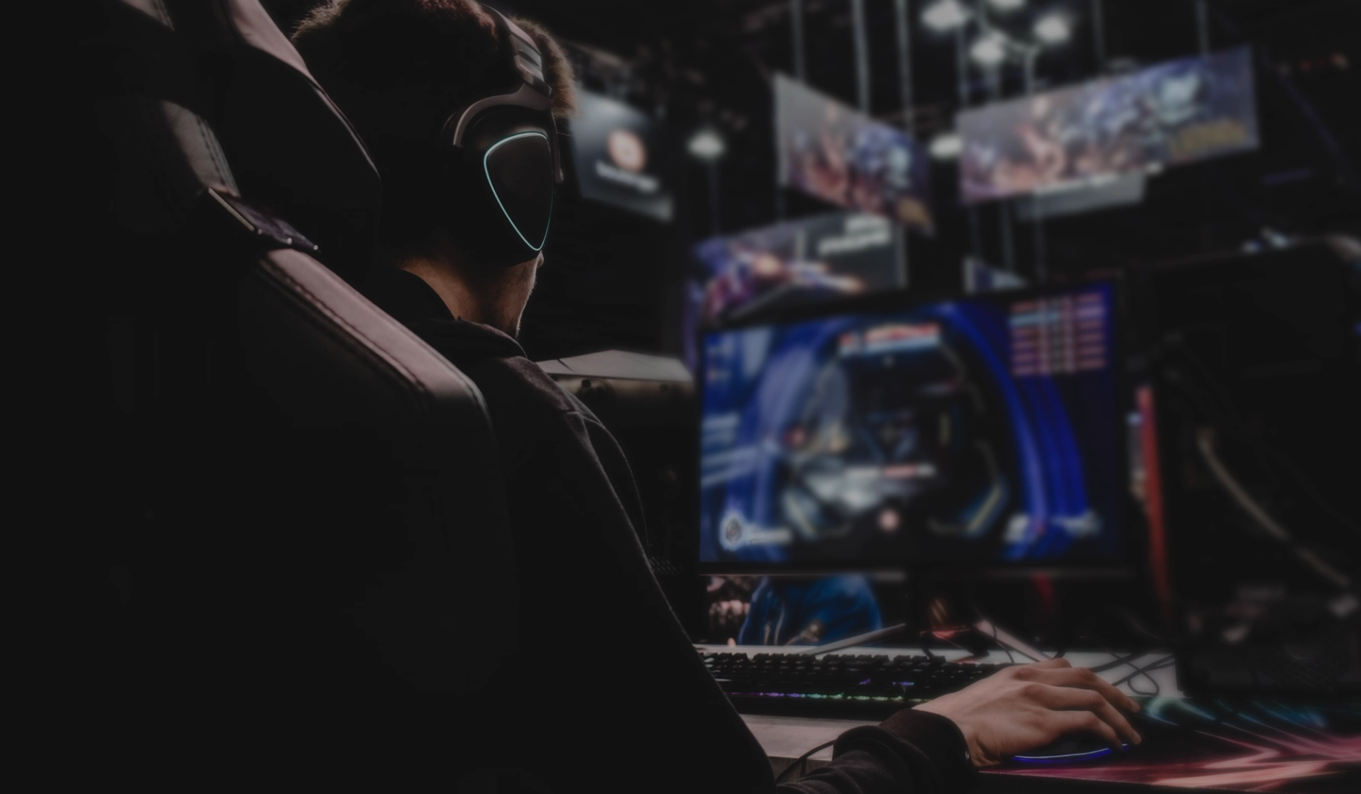 Competitive computer gaming going on