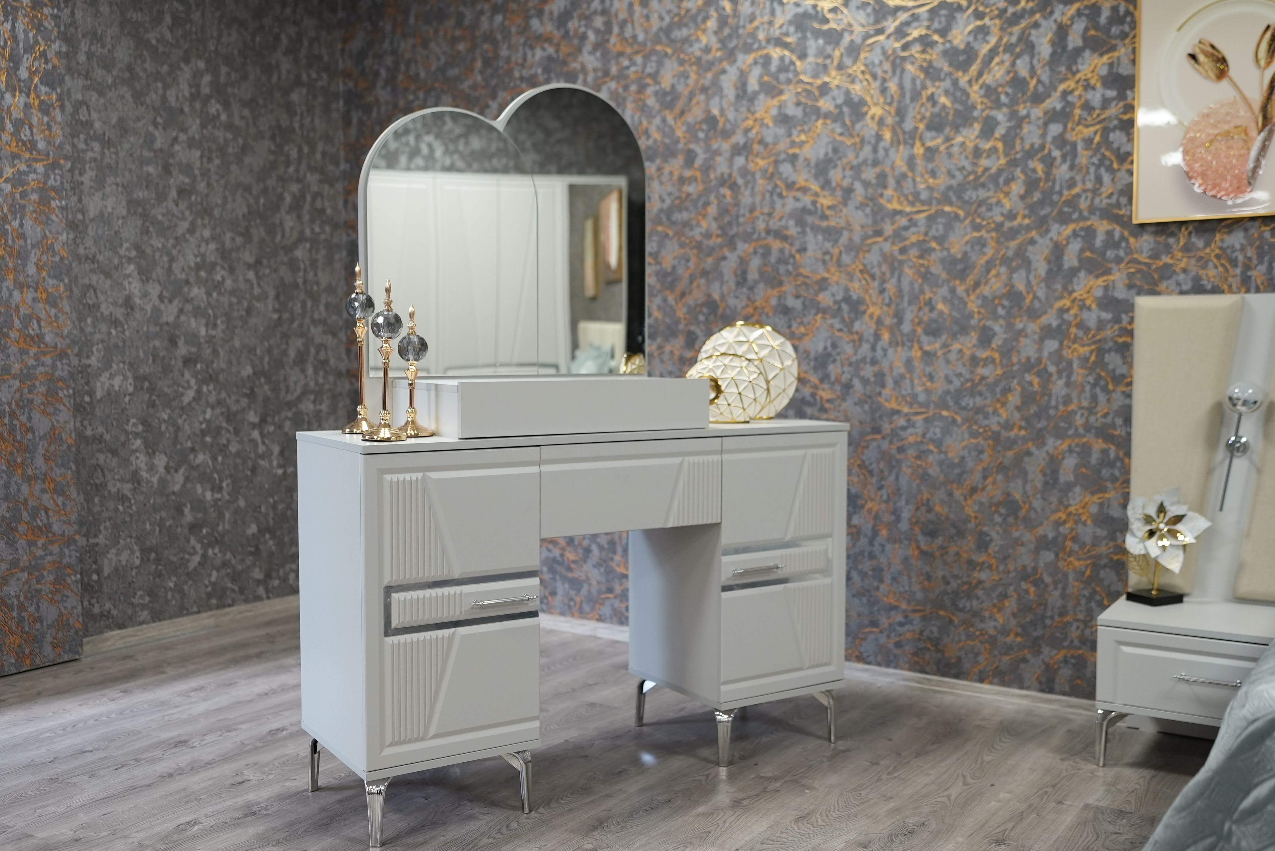 NİŞANTAŞI %100 MDF 