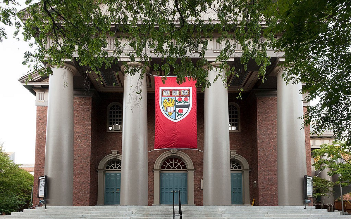 Image Credits: Wikimedia Commons / Caroline Culler.