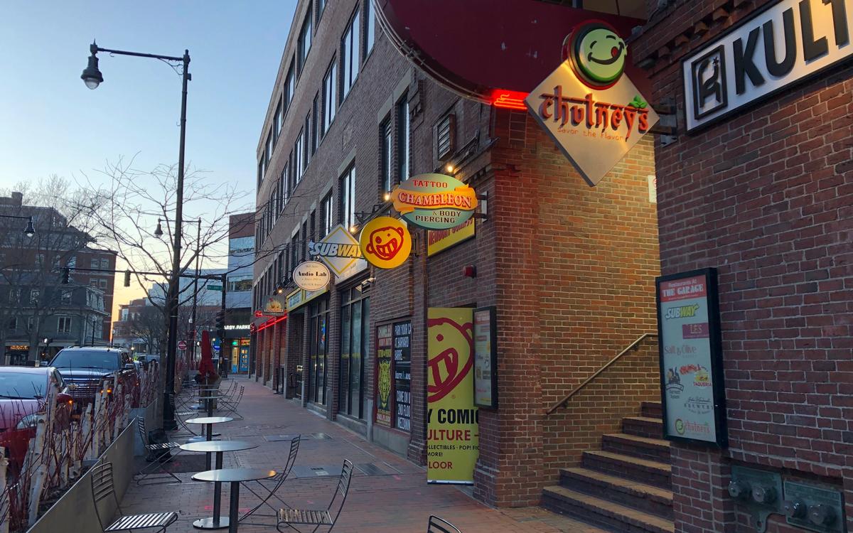 An image of restaurants in Harvard Square.