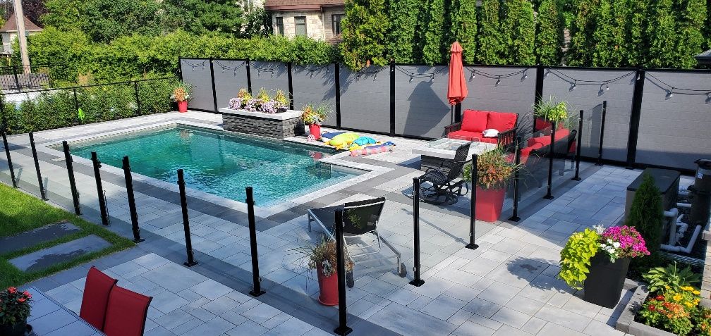 Landscaping backyard pool ans fence