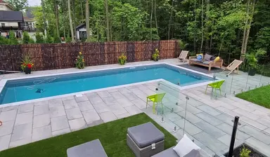 Lanscaping_pool_paved stone