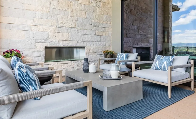 The Art of Outdoor Entertaining In Winter