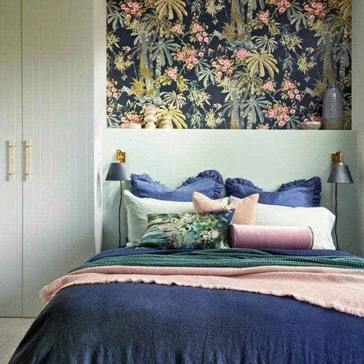 Floral-Bedroom-Wallpaper-Ideas.jpg