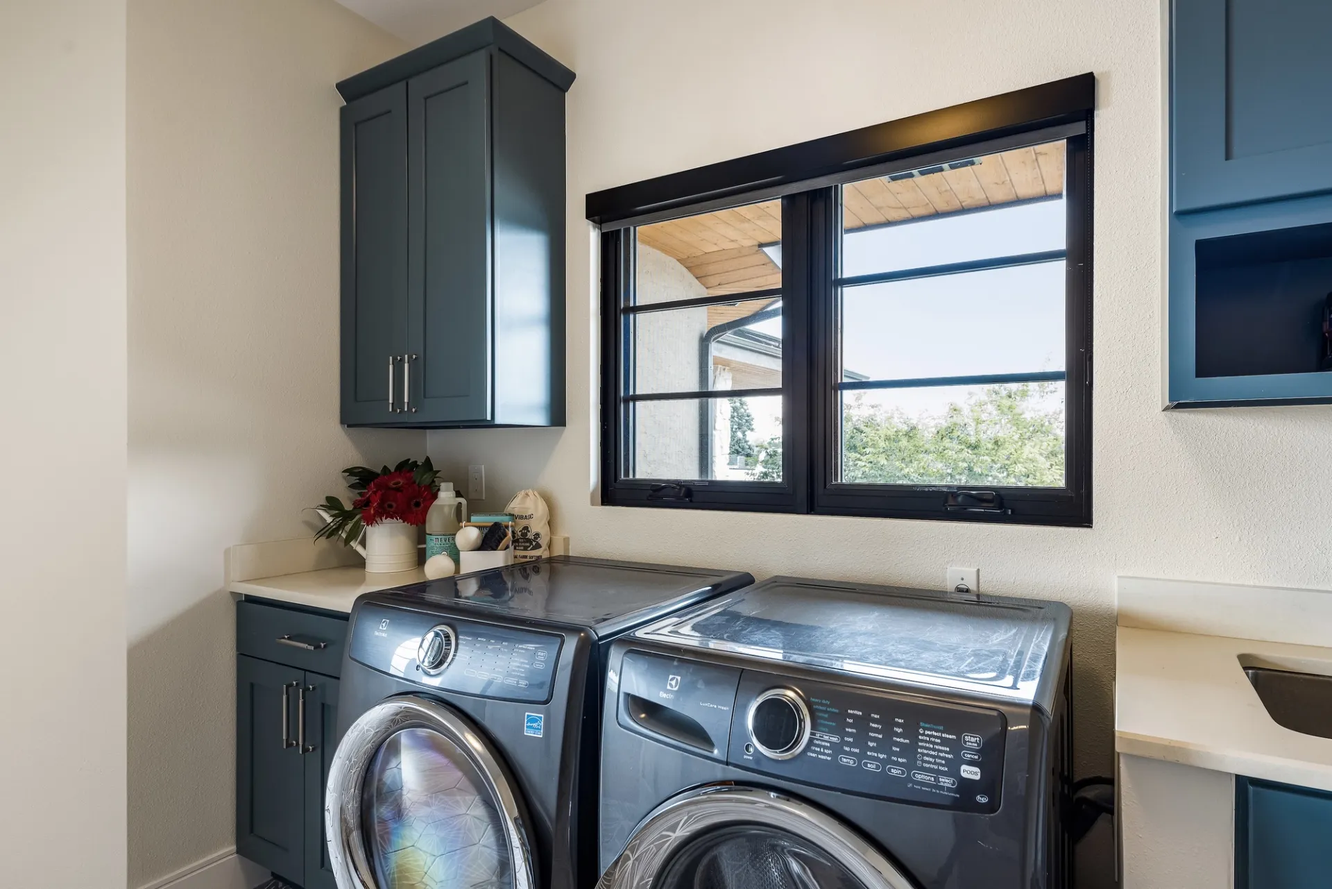 Margarita-Bravo-Interior-Design-Florida-Colorado-California-Edelweiss-Residence-Laundry.jpg