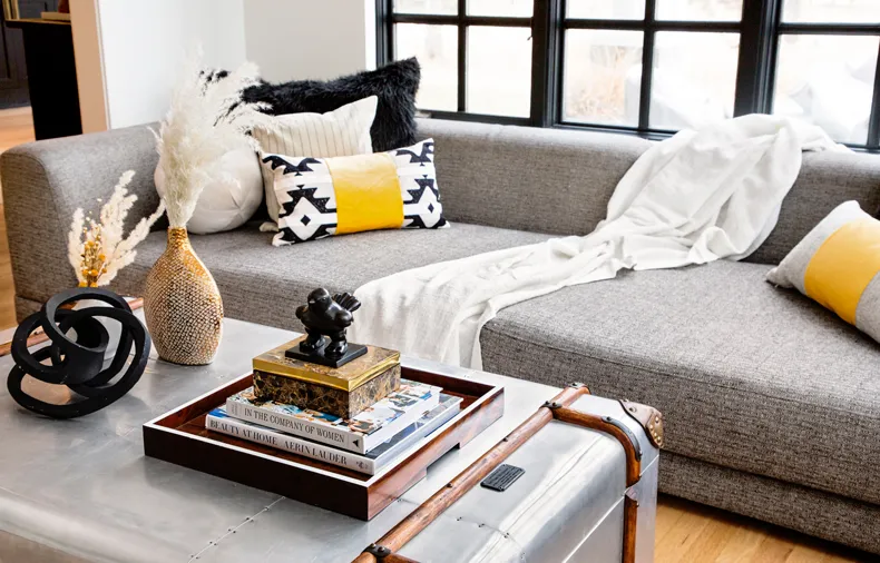 Is it Better to Hire an Interior Designer or Do it Yourself?