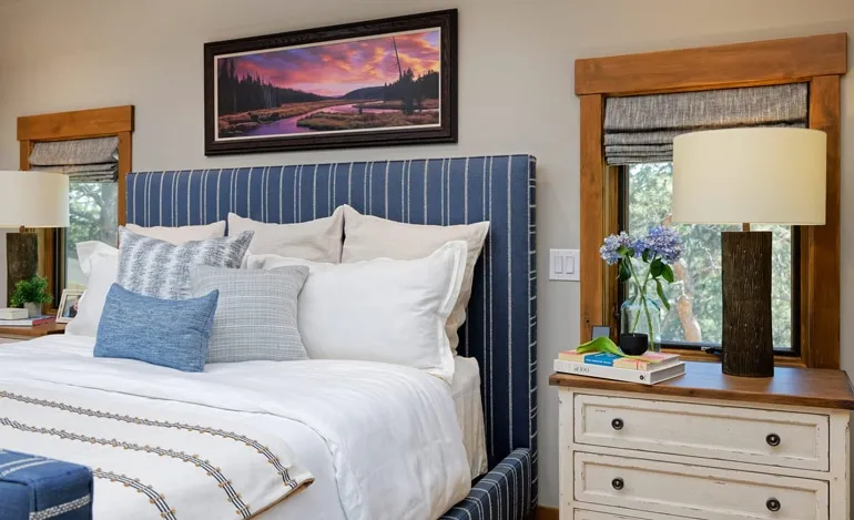mountain-chic-master-bedroom-headboard-design.jpg