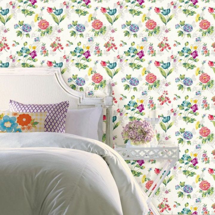 Flower-Wallpaper-Bedroom.jpg