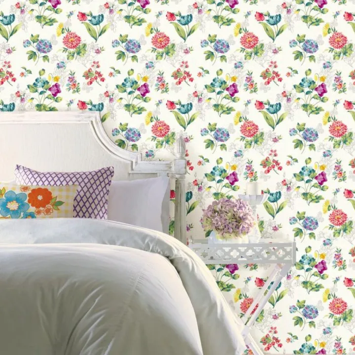Flower-Wallpaper-Bedroom.jpg