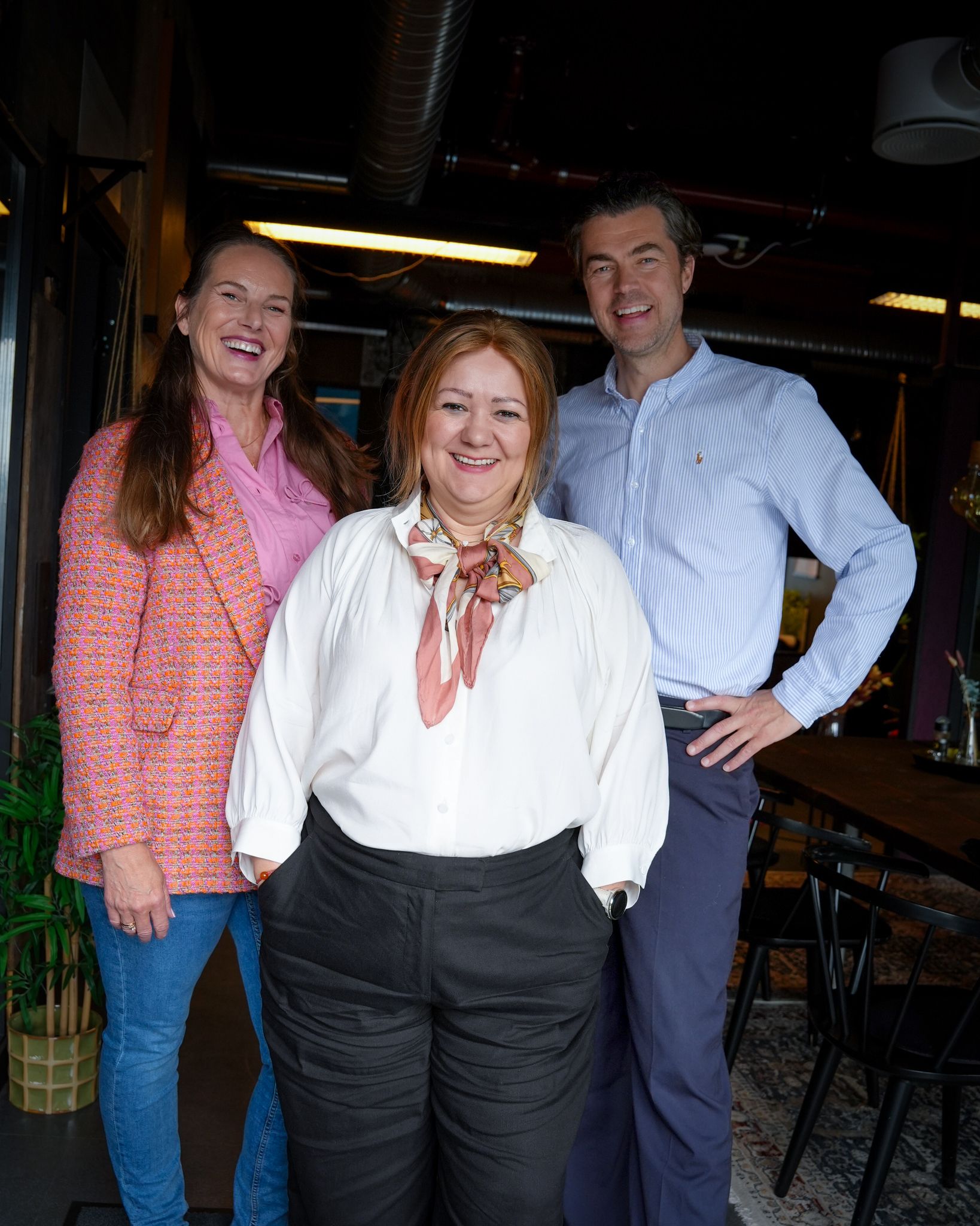 F.V Kristine Bruvik (designer), Silje Vatne Ersland (Eigar, gründer og designer) og Nicholas Hoddevik (Dagleg leiar) 