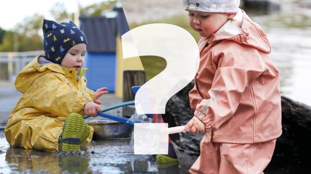Regndress eller regnsett - Kva bør du velge?