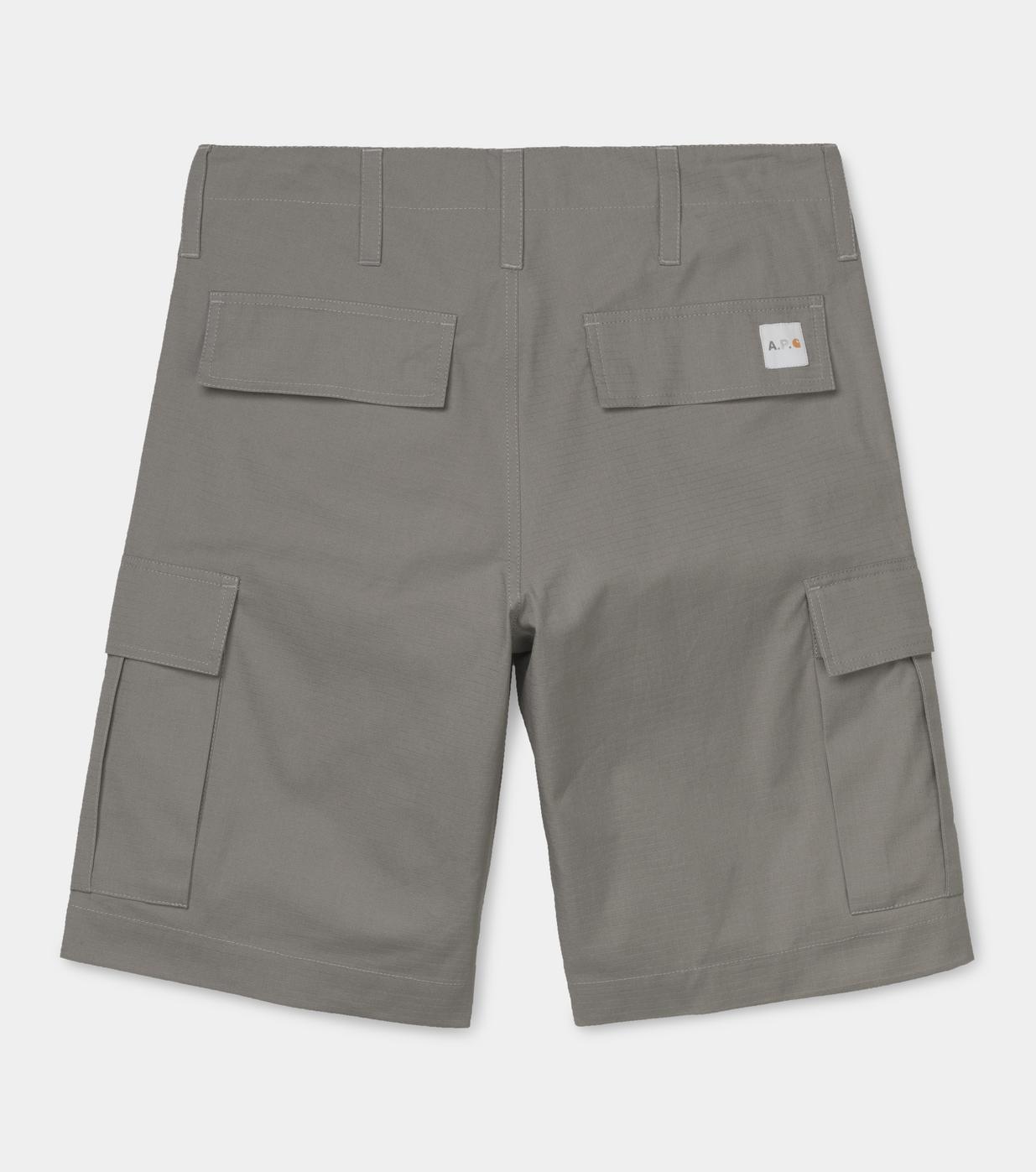 A.P.C. CARHARTT WIP オリーブジャケット M A.P.C. CARHARTT WIP オリーブジャケット M - メルカリ