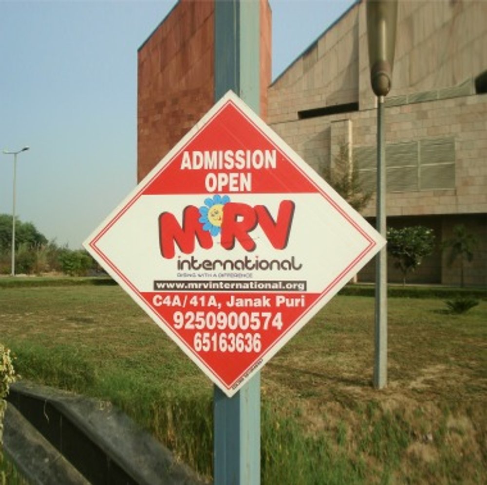 No Parking Board Advertising in Hyderabad: Gated Villas, HITEC City and 2026 Rates
