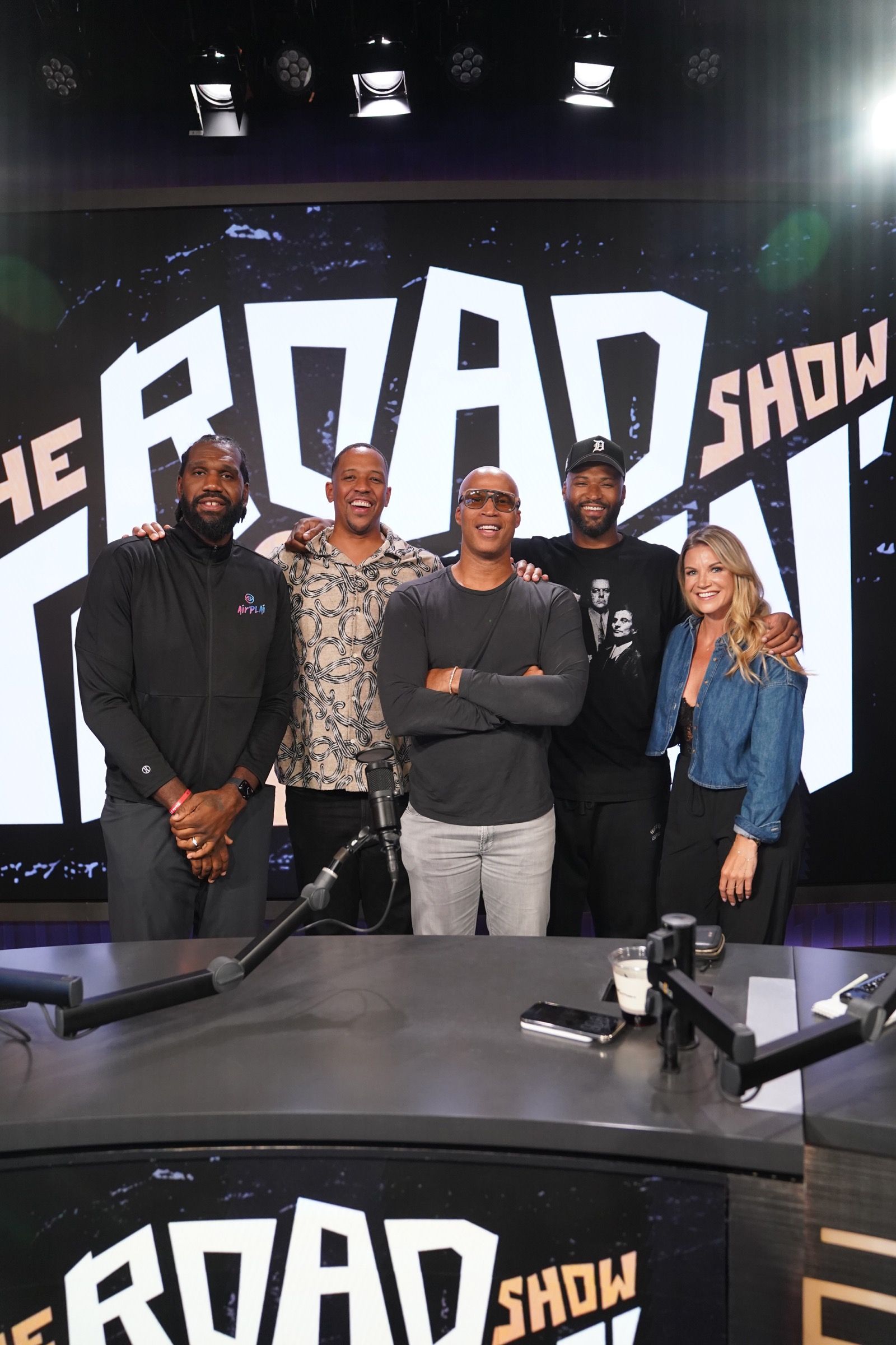 The Road Trippin' Show, ROAD TRIPPIN - MAKE COOL SHIT 2