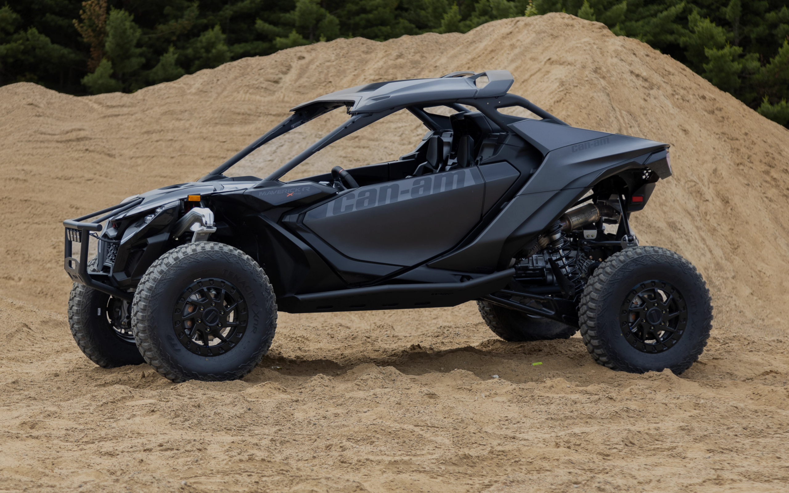 Giveaway Can-Am Maverick R