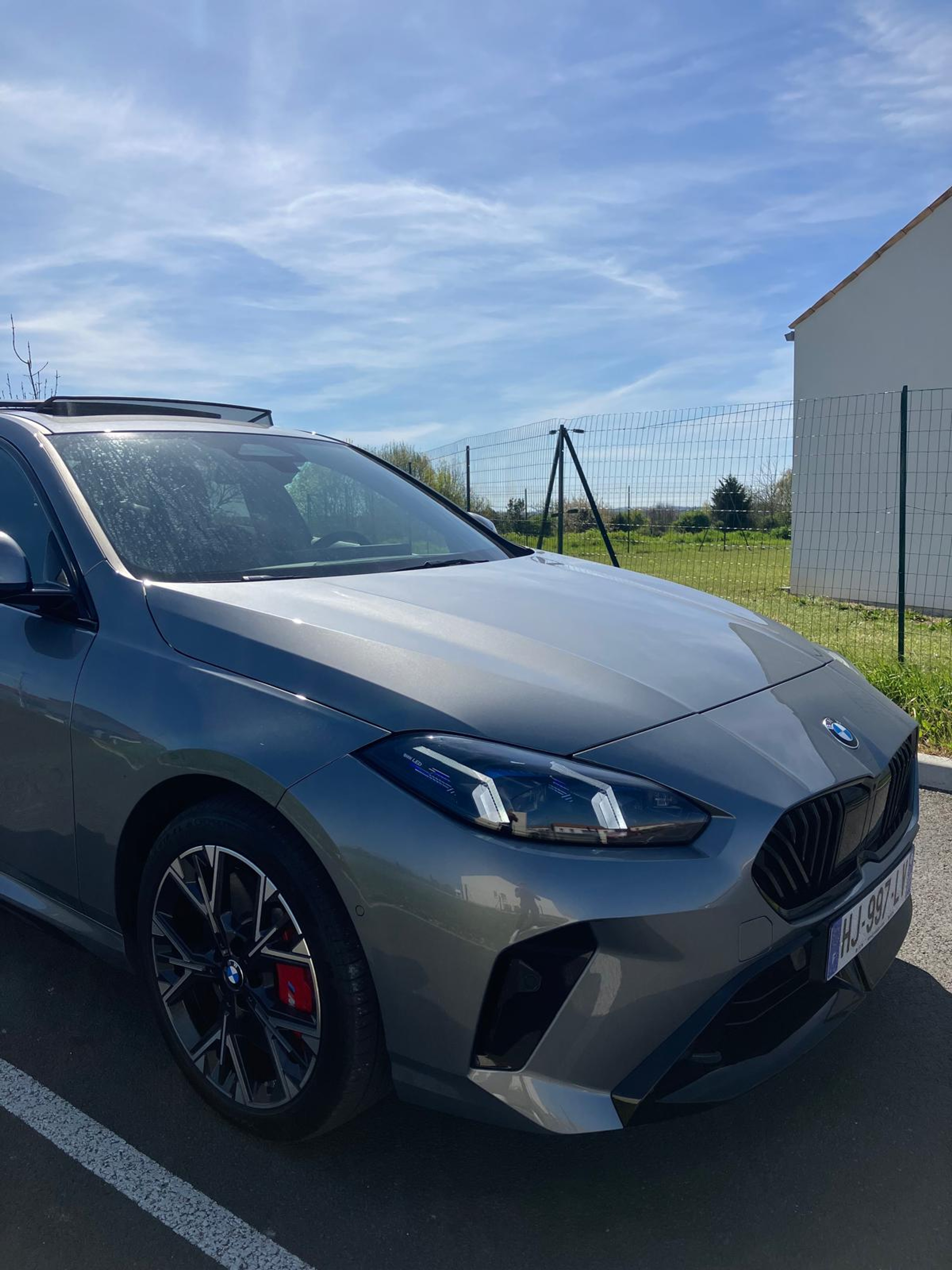 BMW M220i