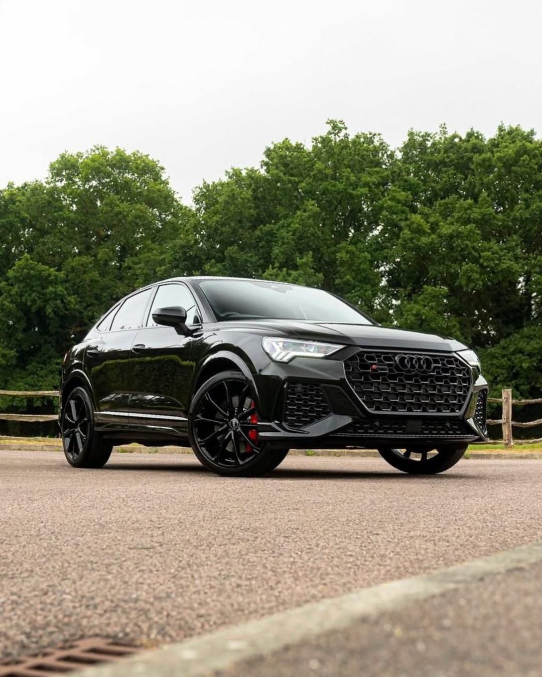 Audi  RSQ3