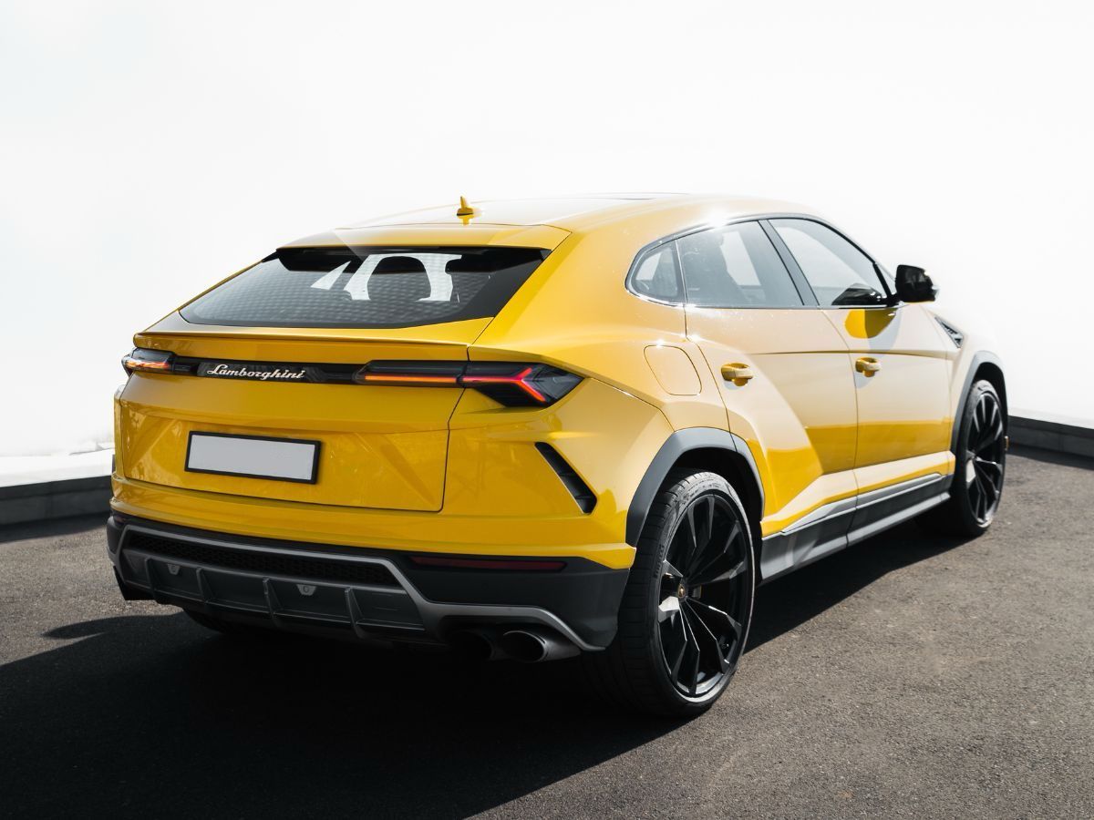 urus geneve