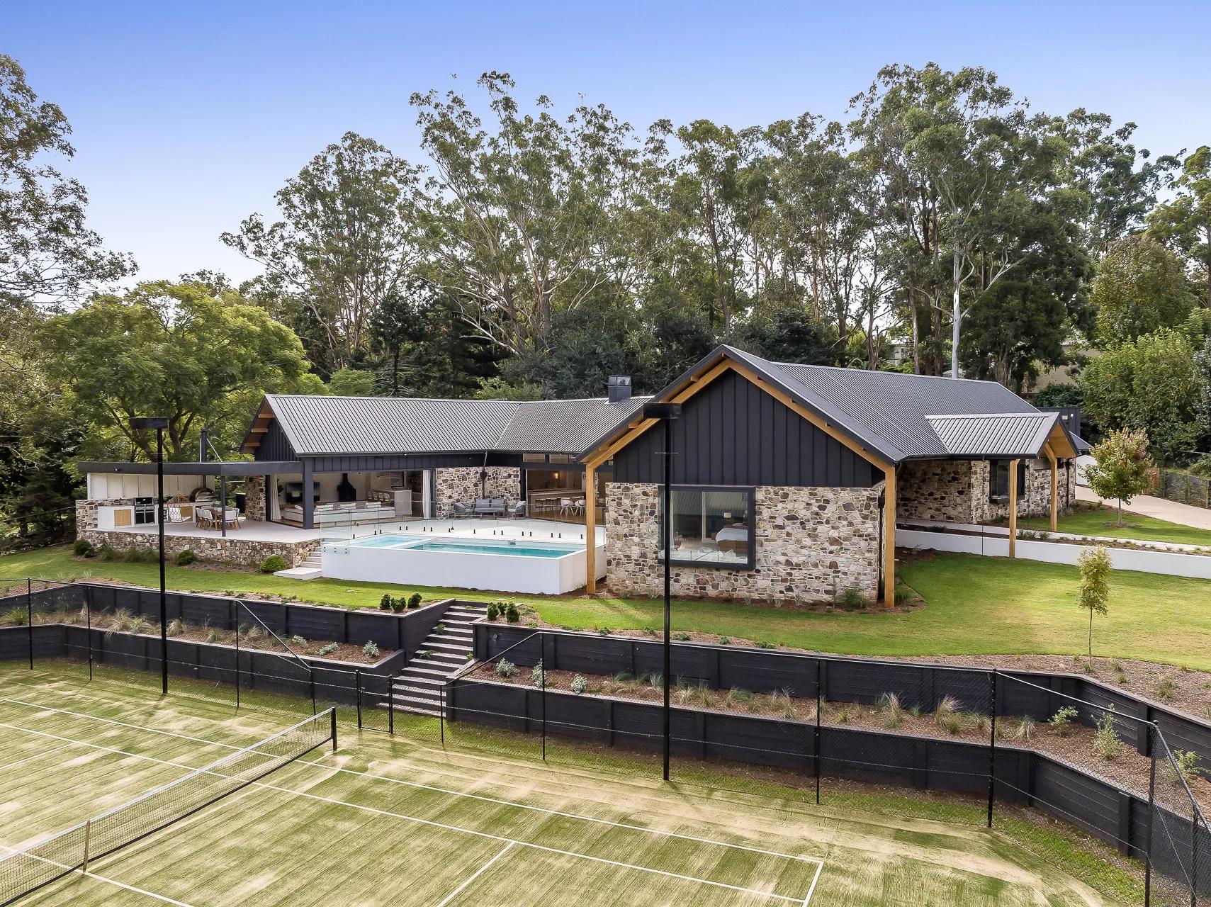 Glencoe Court