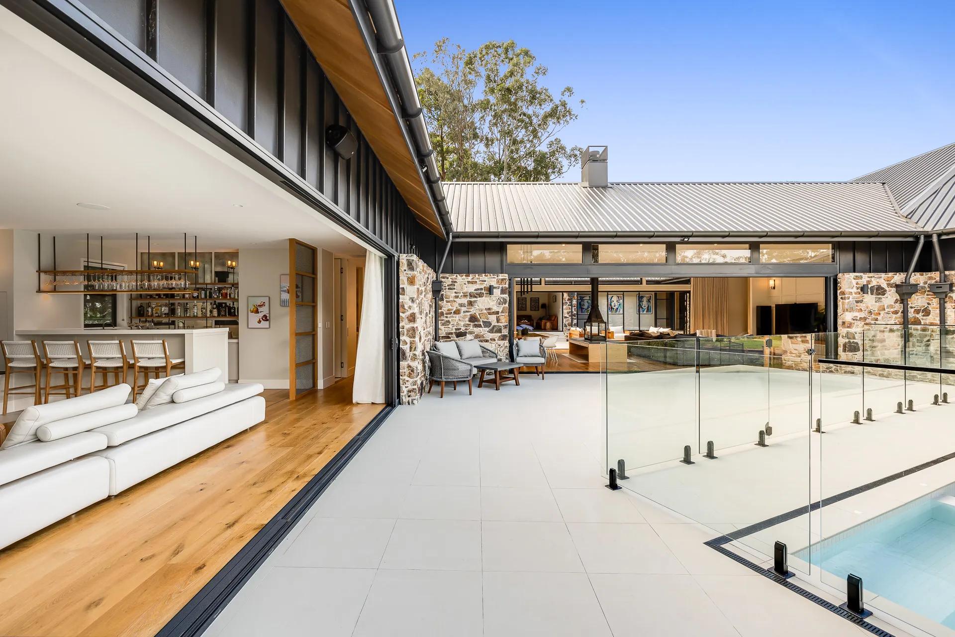 Glencoe Court