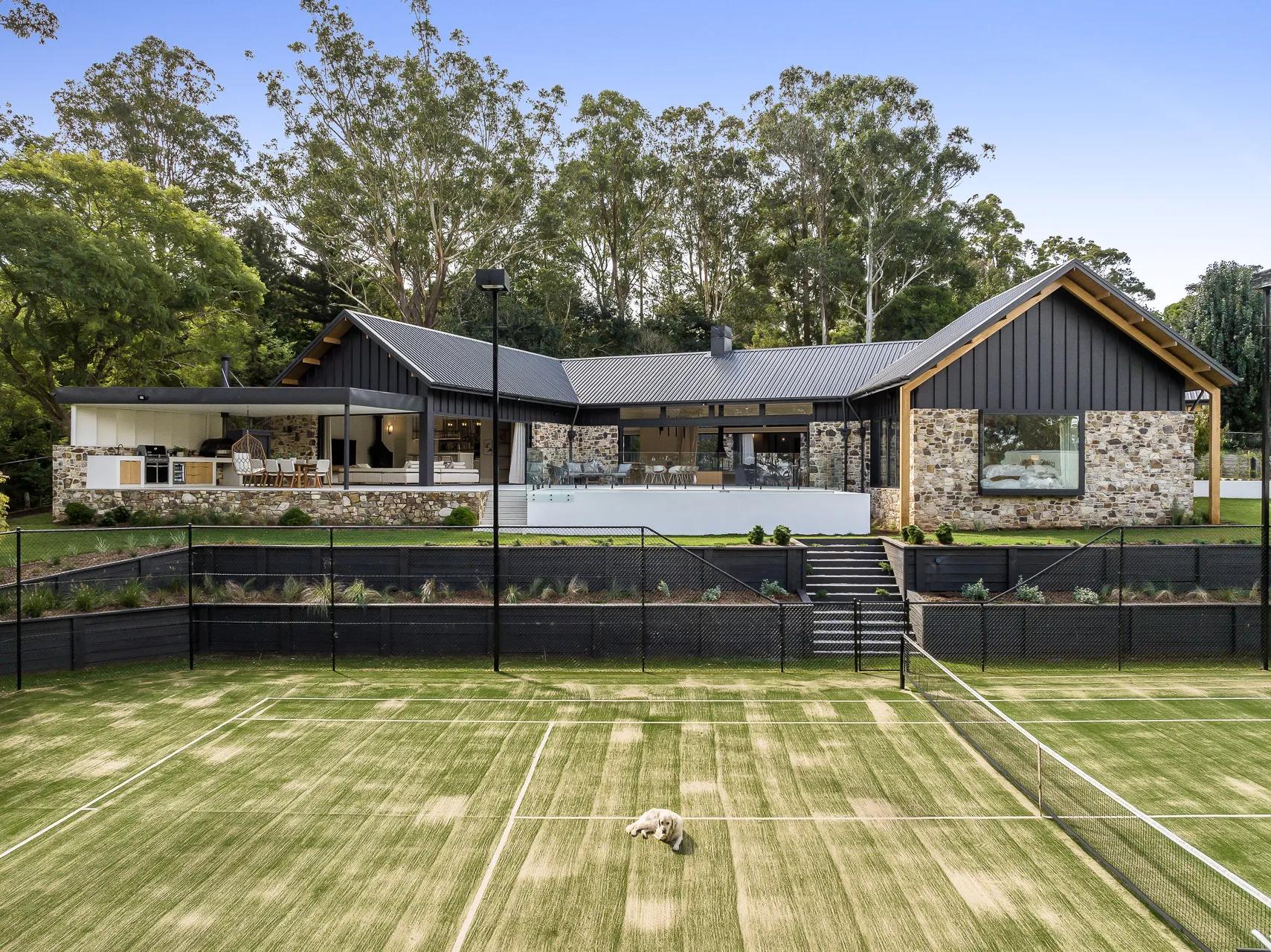 Glencoe Court