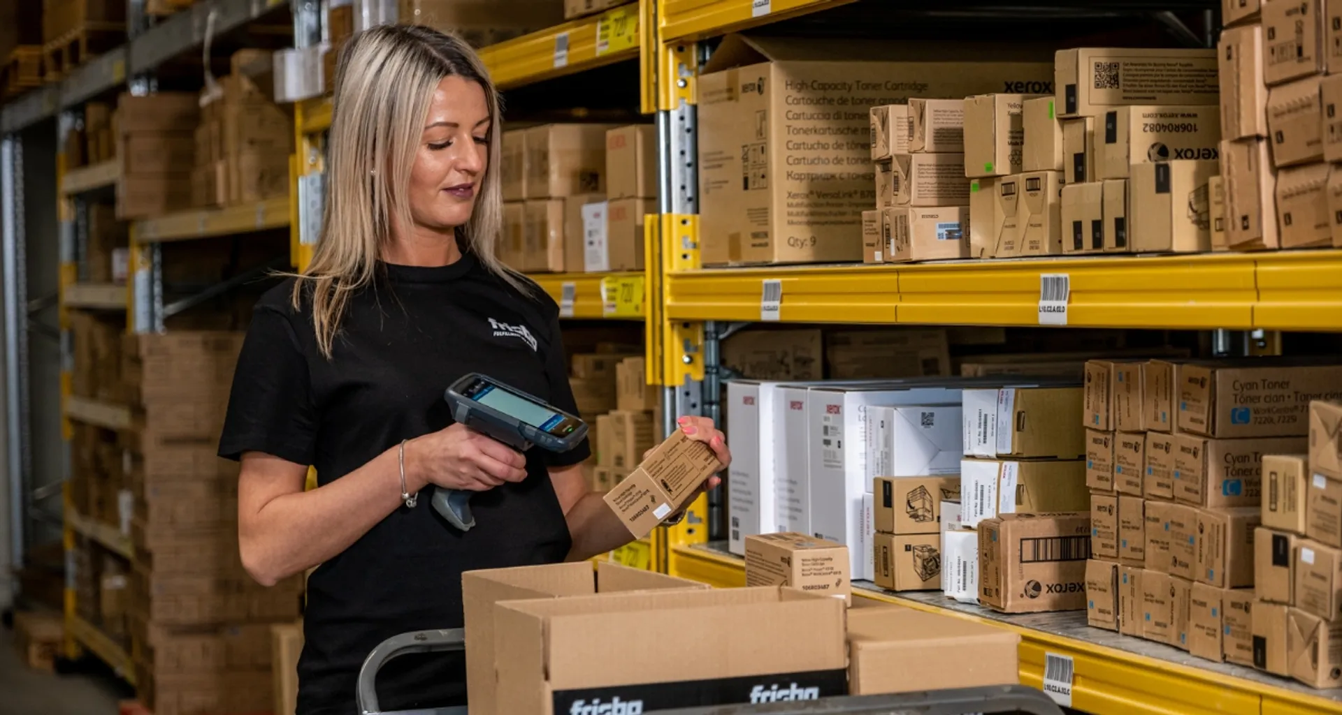 Outsourcing in Supply Chain Management: Benefits & Challenges - Frisbo