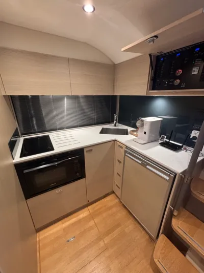 Princess V40