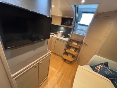 Princess V40