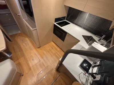 Princess V40