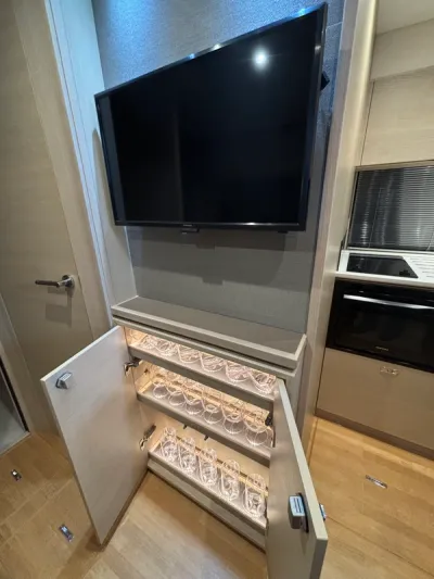 Princess V40