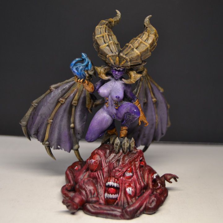 Succubus Rosalyn Miniature | DnD Fan Art by Gaz Minis SFW,NSFW 3d printed,miniature,nsfw miniature,Succubus Rosalyn,3d printed miniature