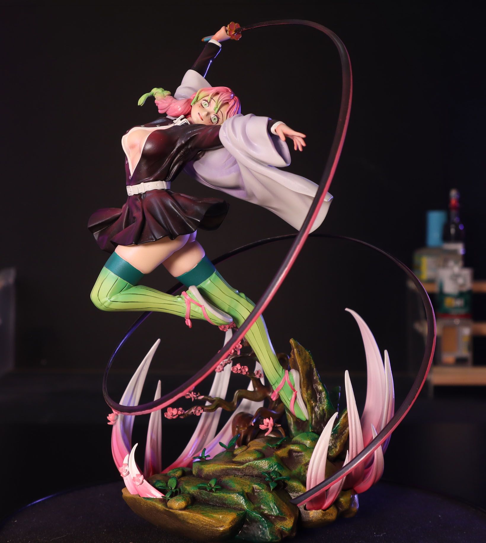 Mitsuri Statue | Demon Slayer Fan Art by CW Studios SFW,NSFW 3d printed statue,Demon Slayer statue,3d printed,Mitsuri Statue,3d printed figure