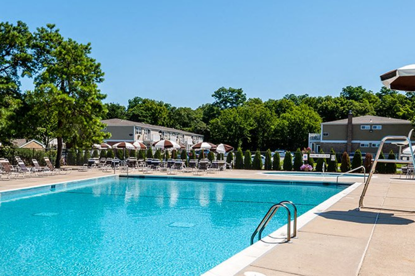 Heatherwood House at Oakdale Heatherwood Communities