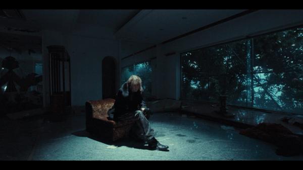 kuudere – stalker