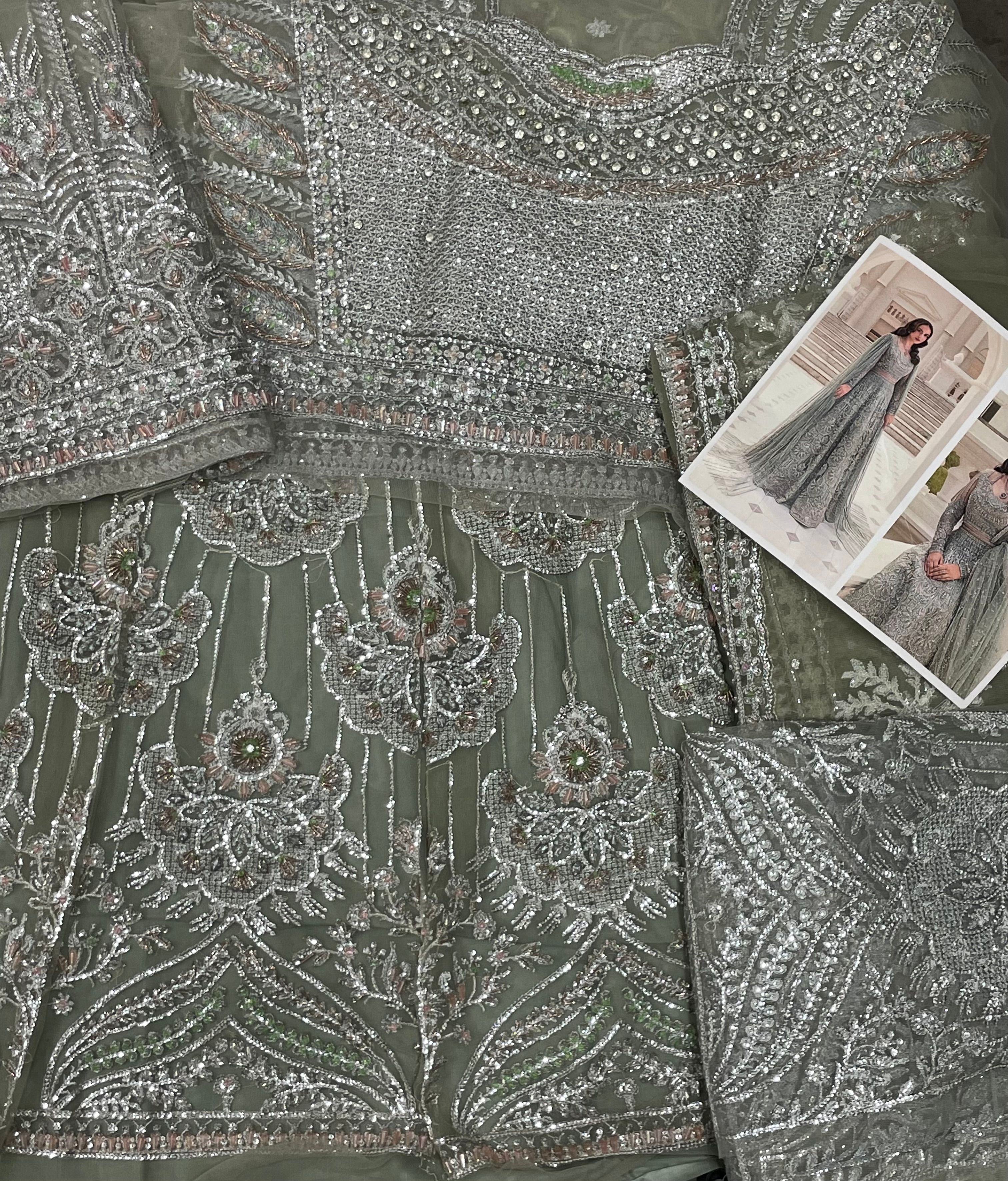 Erum khan complete maxi