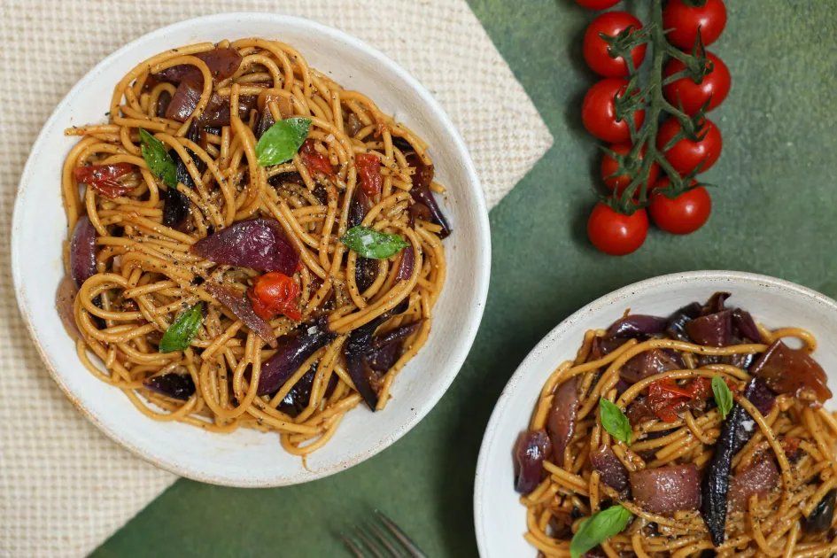 Roasted Balsamic Red Onion and Cherry Tomato Pasta