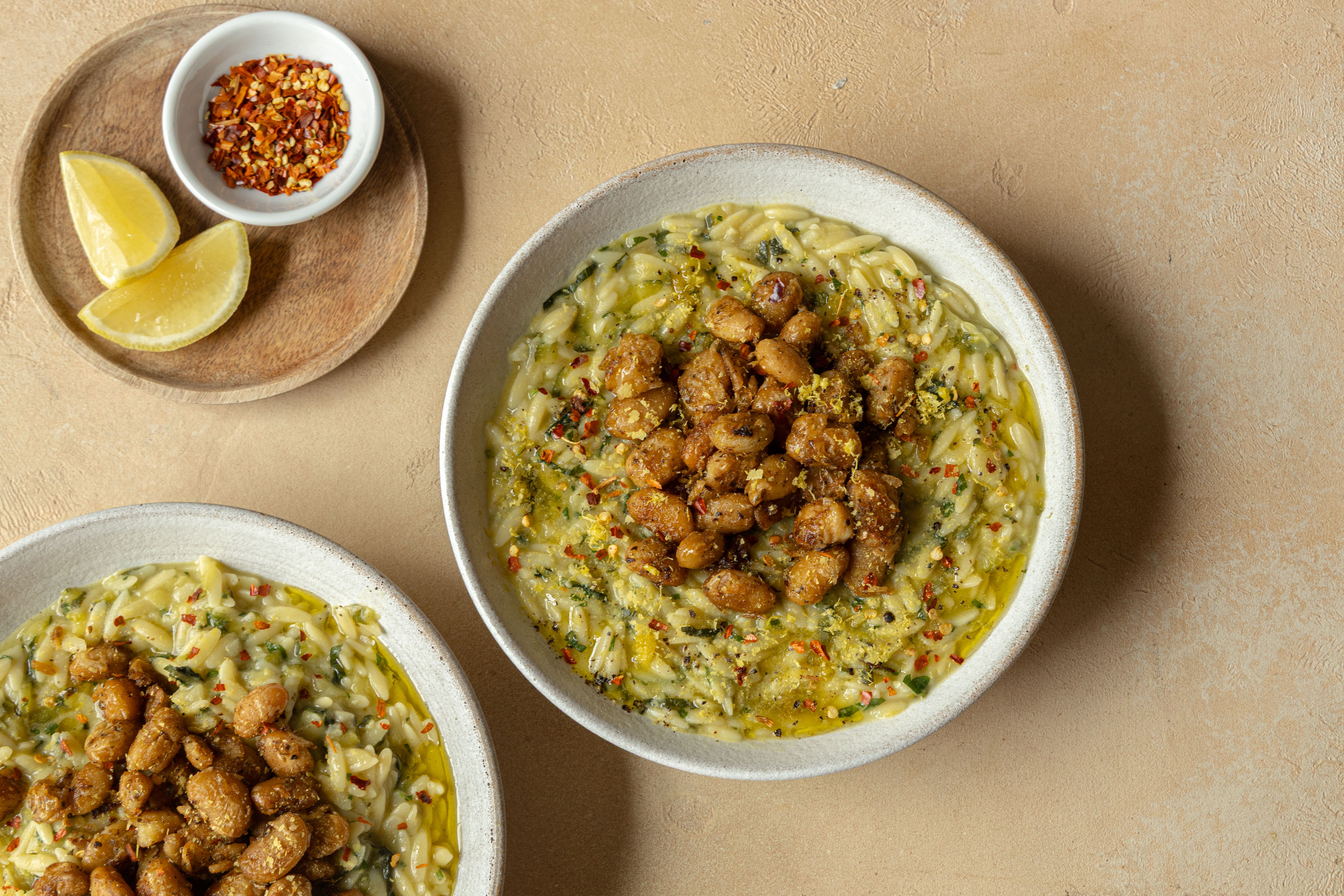 One-Pan Summer Courgette and Lemon Orzo with Crispy Butter Beans