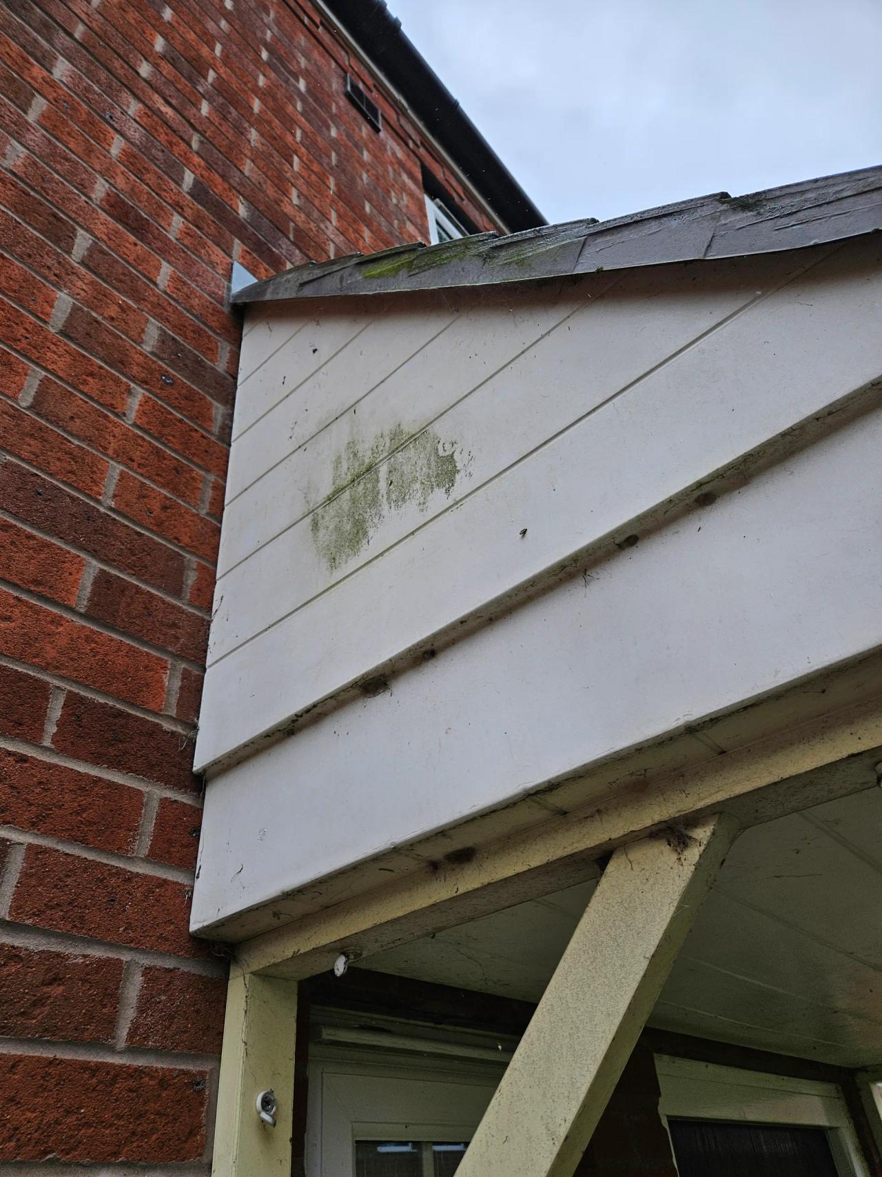 Fascia and soffit cleaning in Kidderminster