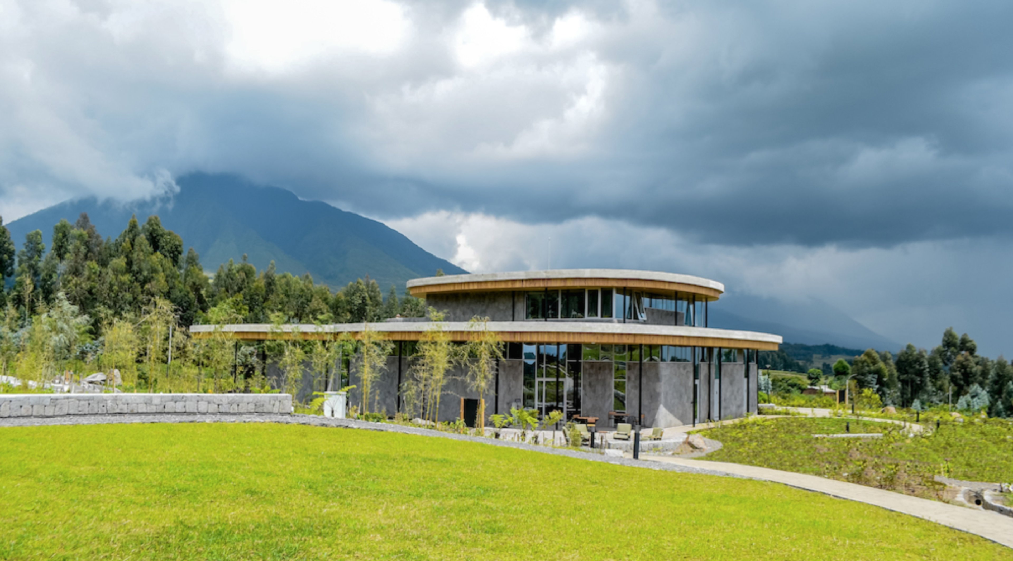 ROAR AFRICA Luxury Destination Rwanda Dian Fossey Karisoke Gorilla